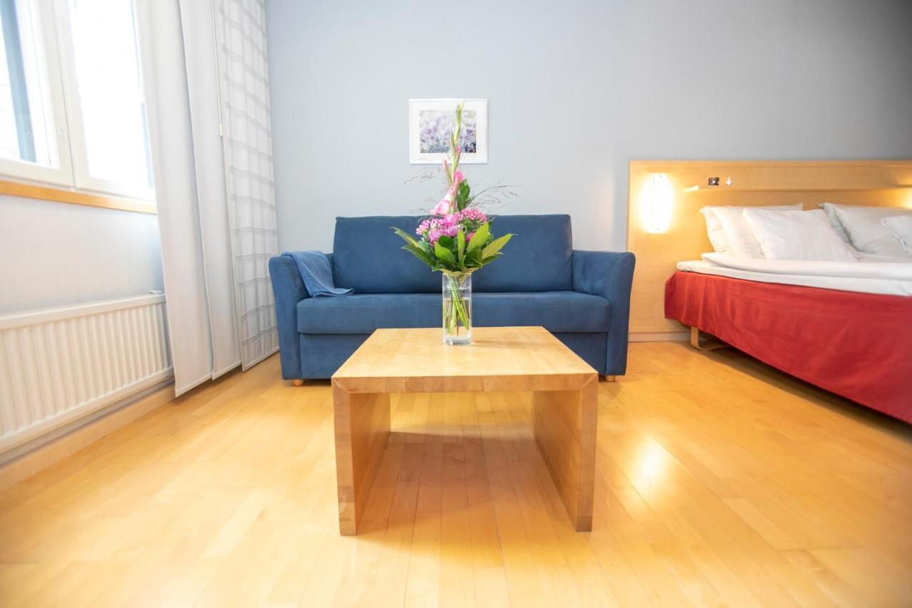 Hotel Uusikuu Миккели Экстерьер фото