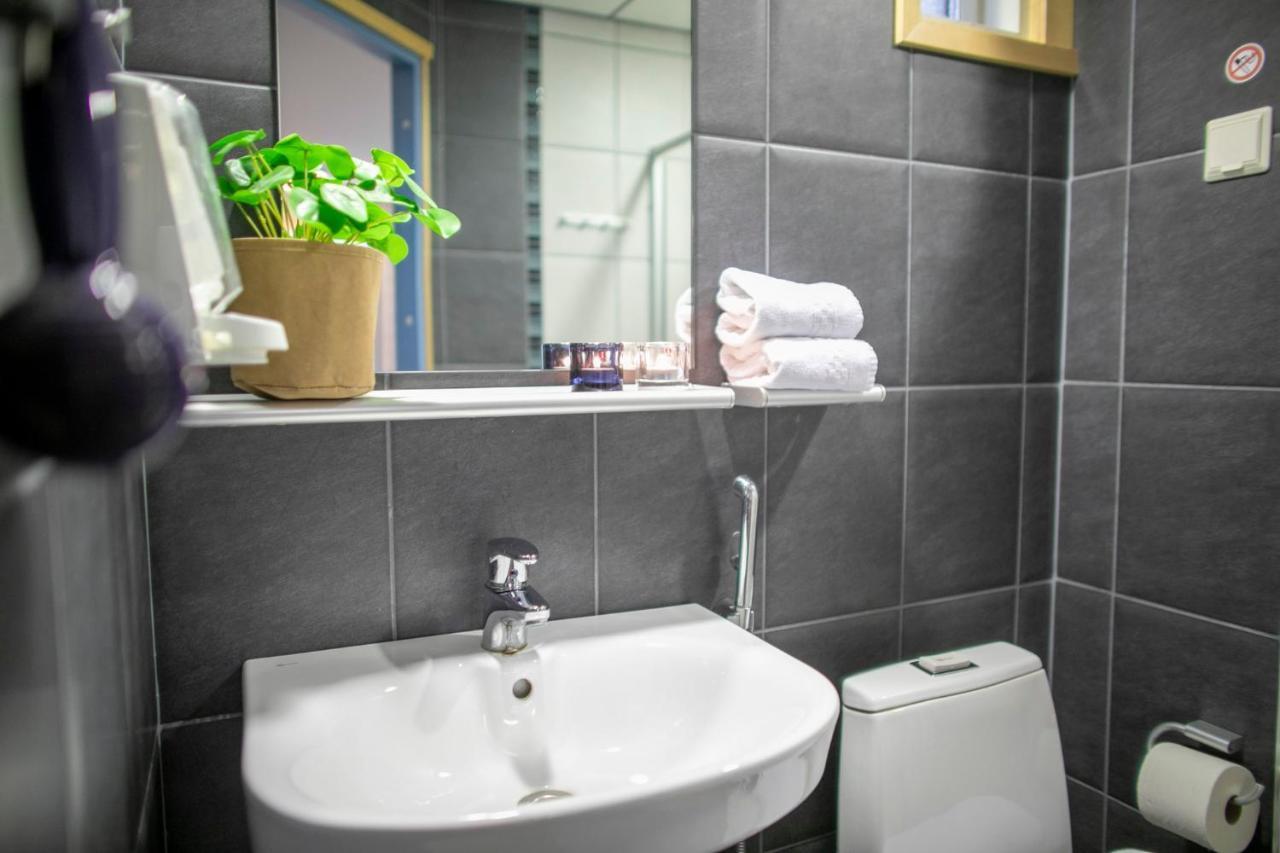 Hotel Uusikuu Миккели Экстерьер фото