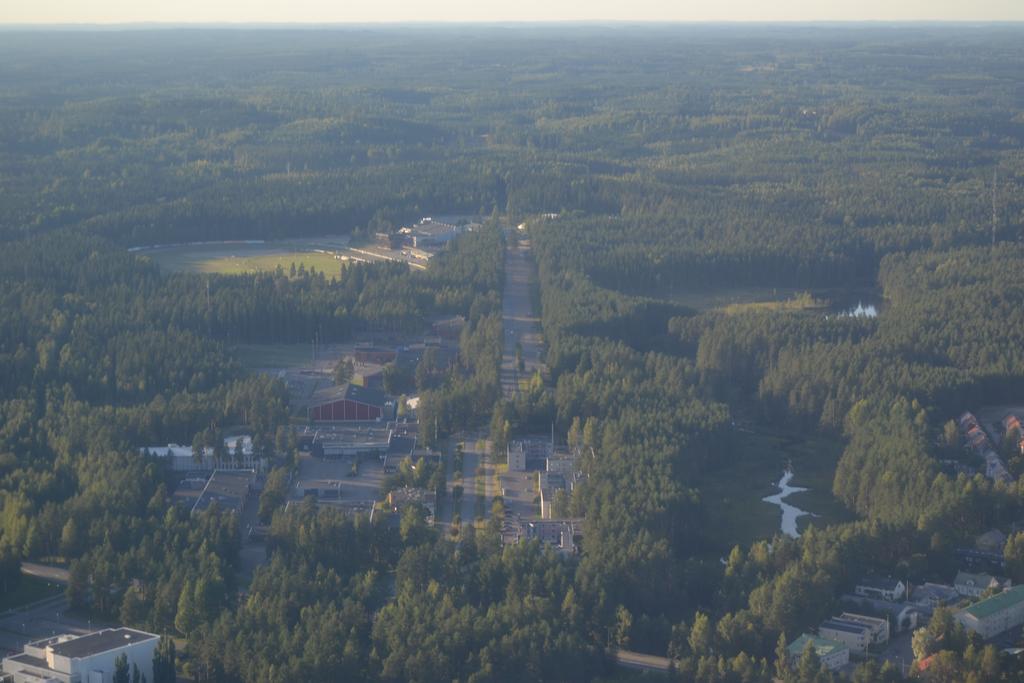 Hotel Uusikuu Миккели Экстерьер фото