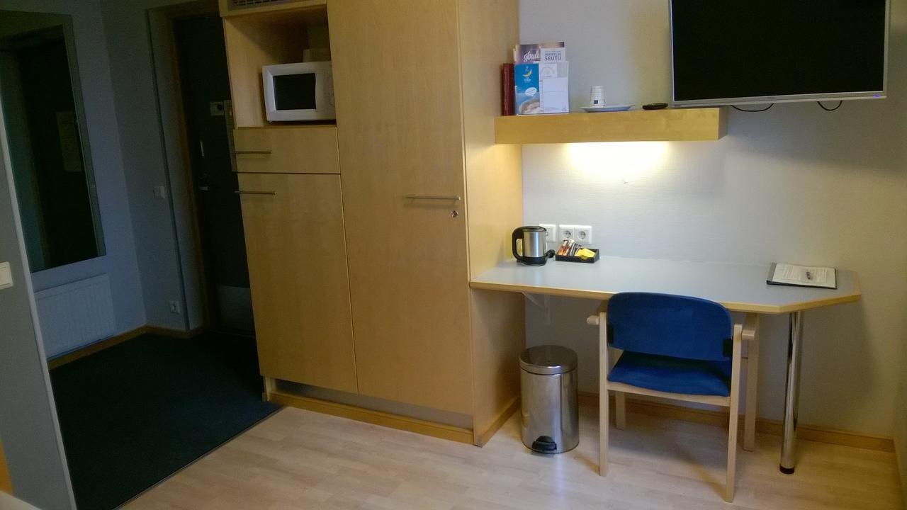 Hotel Uusikuu Миккели Экстерьер фото