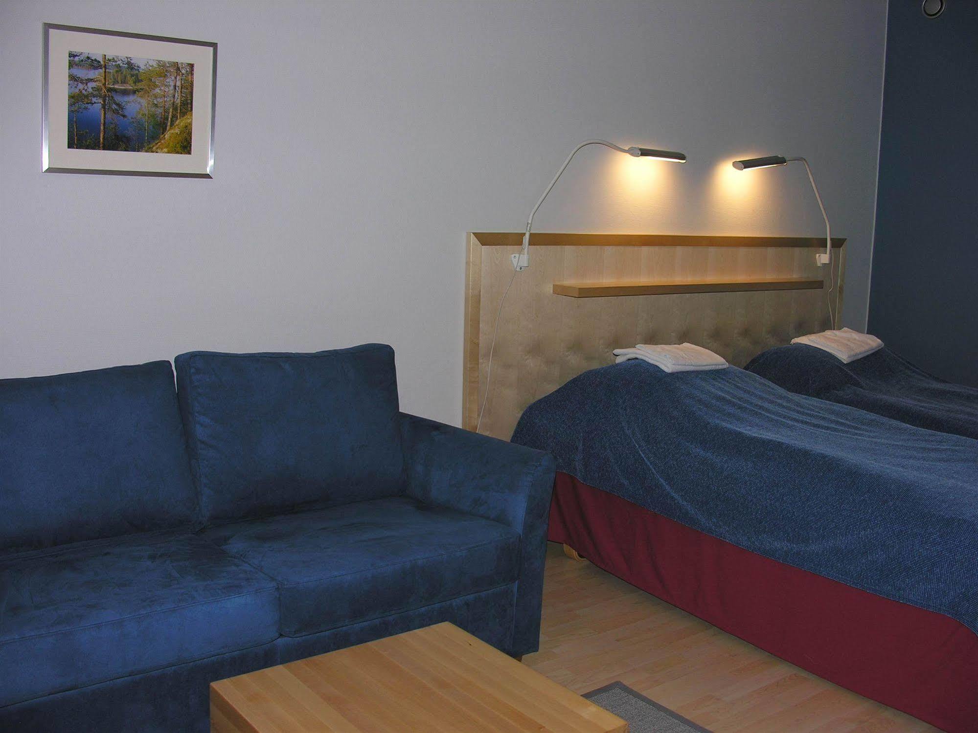Hotel Uusikuu Миккели Экстерьер фото